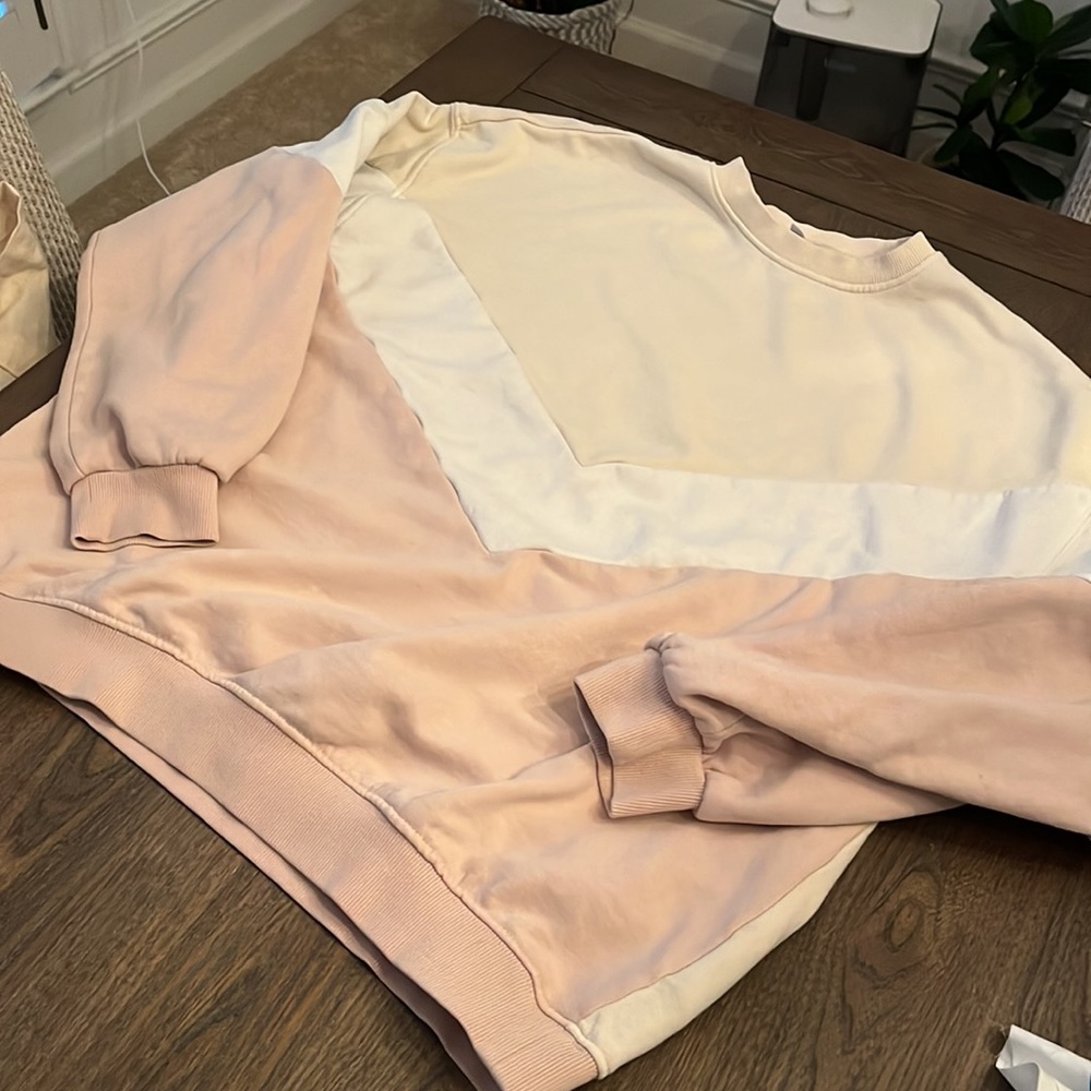 H&M Colorblock/Chevron Sweatshirt